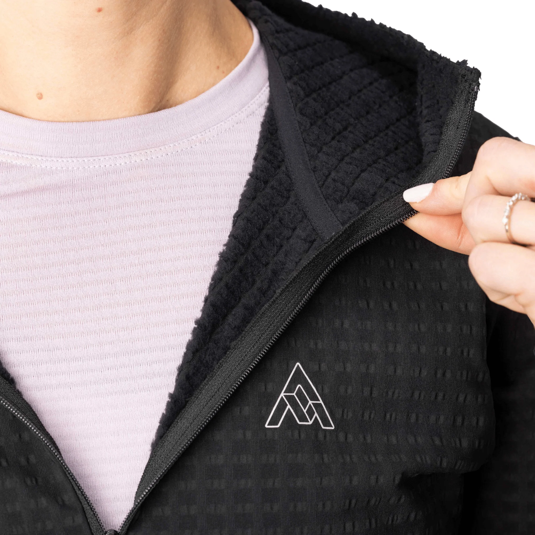 7mesh Women's Chilco Anorak - Image 10
