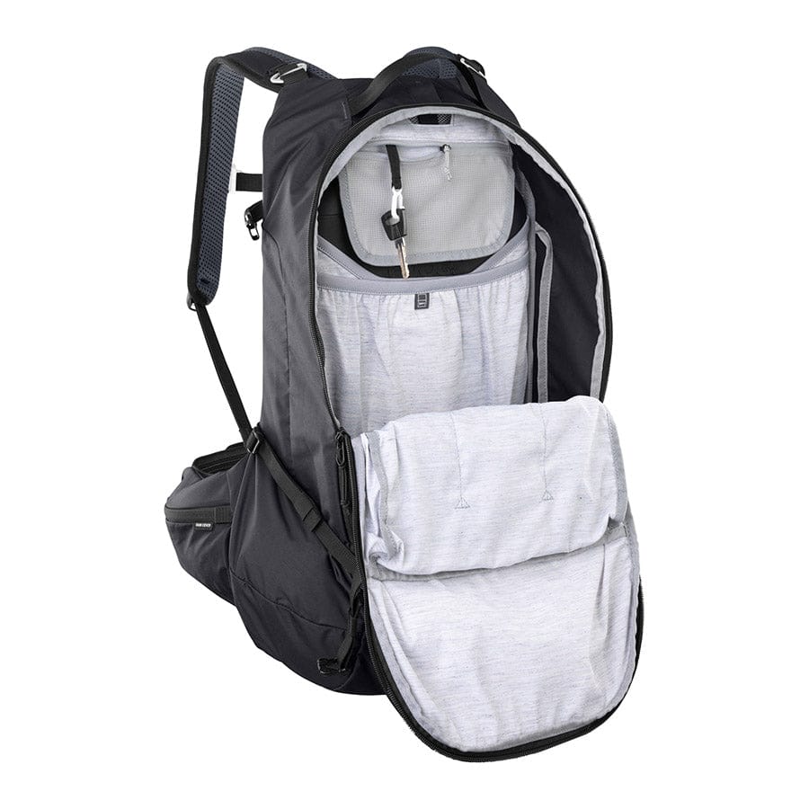 EVOC Trail Pro Blackline 26 - Image 16